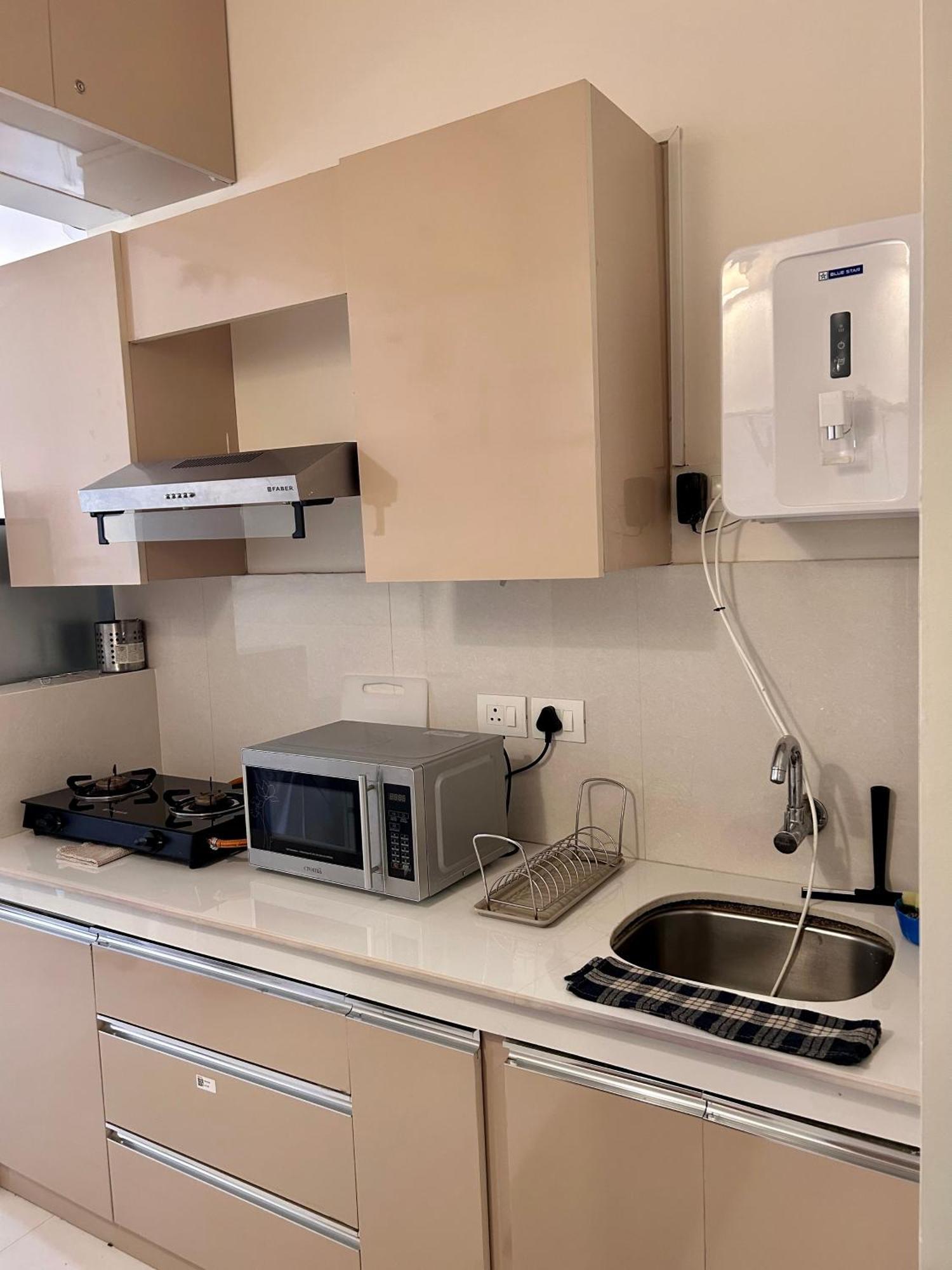 Good Stay Pool View Stylish Studio Apartment,6Km From Airport, 307 Dabolim Zewnętrze zdjęcie